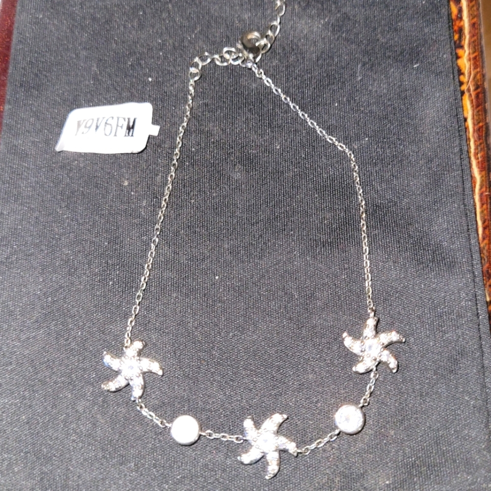 🍁 3 for 28 - NWT - Starfish Anklet